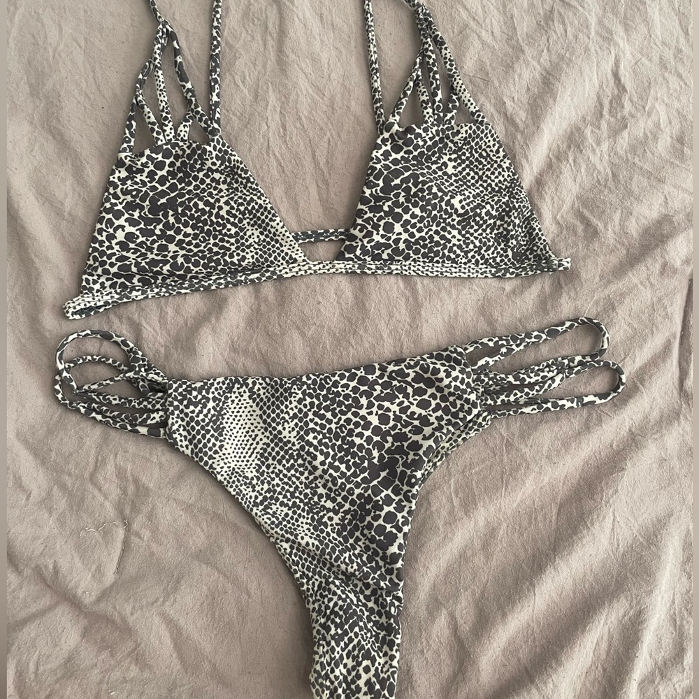 Acacia Swim Snake Print Set